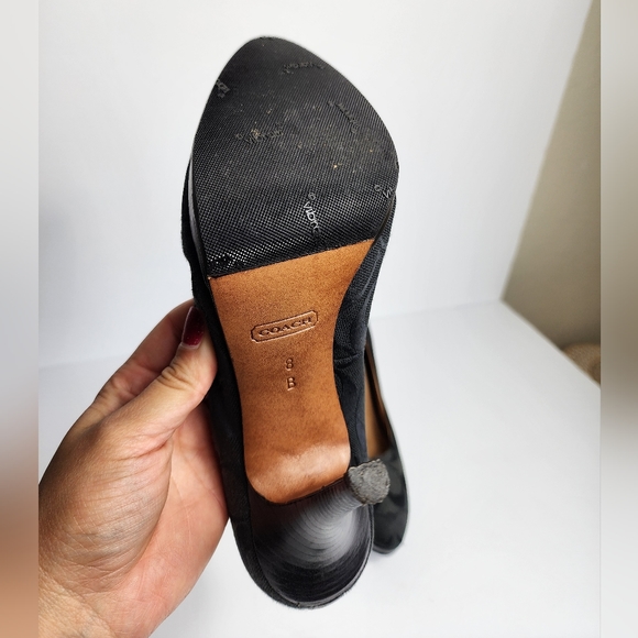 Coach Monogram Pump High Heels Women's Size 8 Black Pointed Toe Stiletto… - Picture 4 of 7